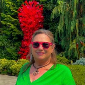 Meet your Posher, Tami